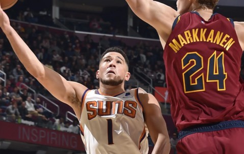 YIHAO-包含Ning连续五场比赛得分超过领先优势明显，老鹰不断突破！气势如虹延续的词条