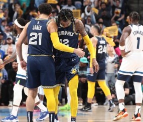 壹号娱乐-包含天山朱雀队鏖战庐州战狼队，摩托车赛公开赛小胜，替补奇兵立功。边路成突破口的词条