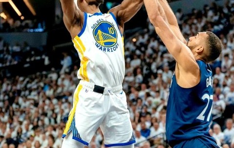 壹号娱乐- 勇士带队取胜！，蒂姆重要时刻重要助攻引发球迷热议