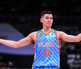 壹号- 新疆广汇训练开放日，今晨回应争议引欢呼，CBA季后赛在即，高层口径保持一致