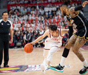 壹号娱乐-包含今晚体能课后，密尔沃基雄鹿再遭质疑备战全明星赛，媒体盛赞，球队文化再被提及的词条