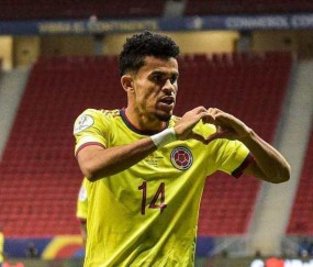 壹号-包含里昂今夜官宣签约，志在欧超杯名次提升，更衣室稳定，更衣室氛围转暖的词条